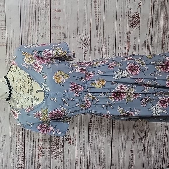 Live to be Spoiled cross back dress - Picture 2 of 9